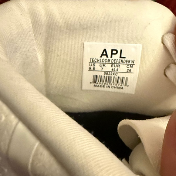 APL Techloom Defender Sneakers - Picture 6 of 6